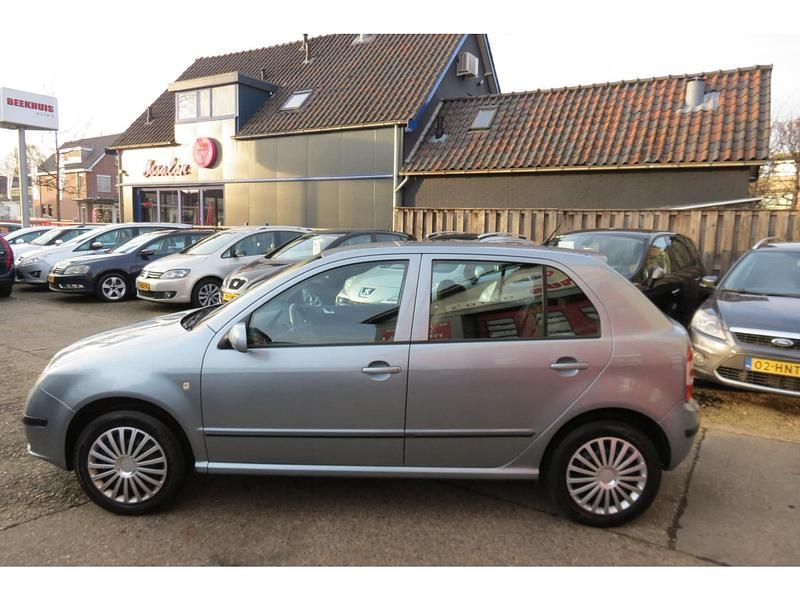 Occasion Skoda Fabia 75 PK (55 kW) 2006 Grijs (metallic) Hatchback