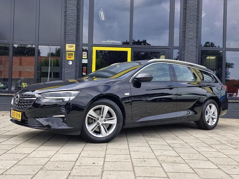 Zwart Gebruikt 2022 Opel Insignia Business Elegance Stationwagen | € 27.450 (Goede deal) - Afbeelding 1/4