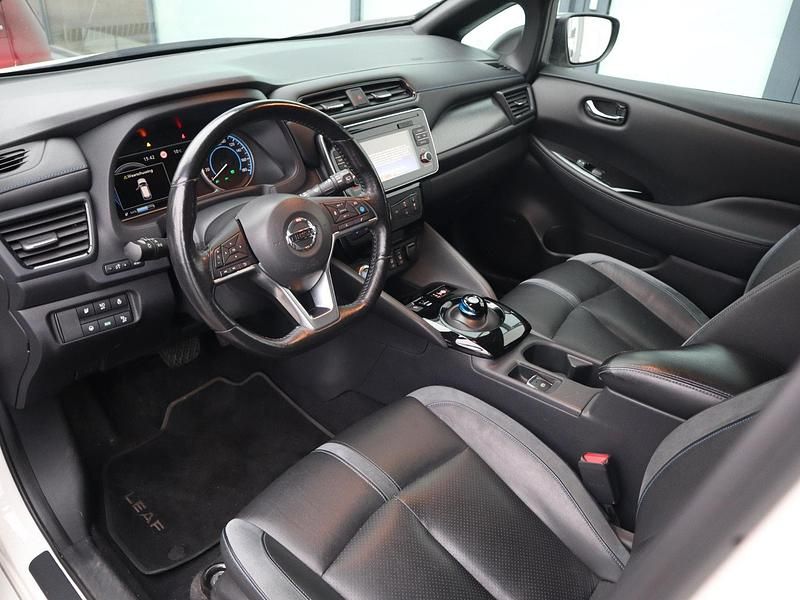 Occasion Nissan Leaf Tekna 110 kW (150 PK) 2019 Wit Hatchback