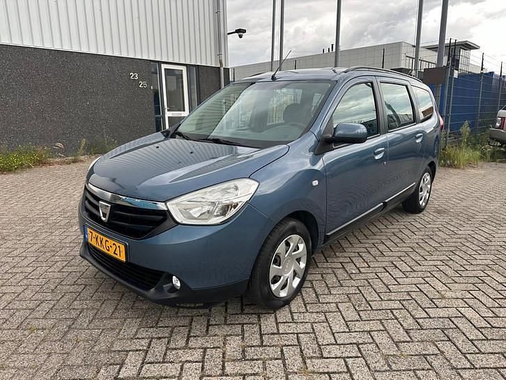 Blauw Gebruikt 2013 Dacia Lodgy Lauréate MPV | € 3.750 - Afbeelding 1/4