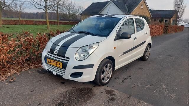 Wit Occasion 2011 Suzuki Alto Comfort+ Hatchback | € 995 (Super prijs) - Afbeelding 1/4