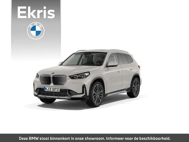 Grijs Nieuw 2025 BMW iX1 Comfort Edition SUV | € 64.129 (Eerlijke prijs) - Afbeelding 1/4