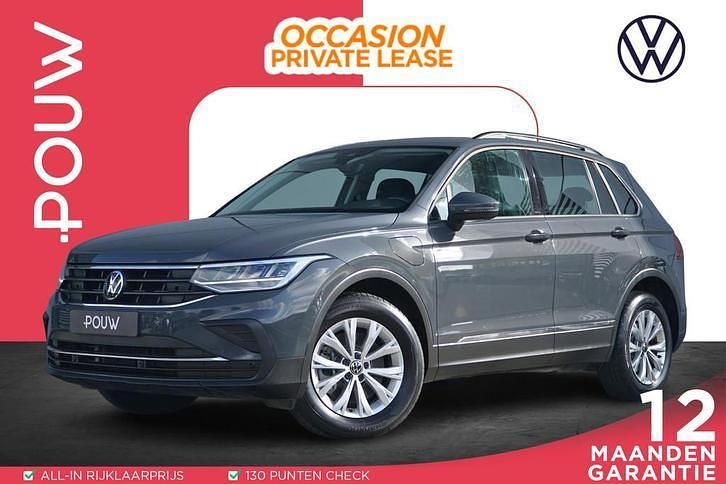 Grijs Gebruikt 2023 VW Tiguan Business+ SUV | € 32.950 (Super prijs) - Afbeelding 1/3