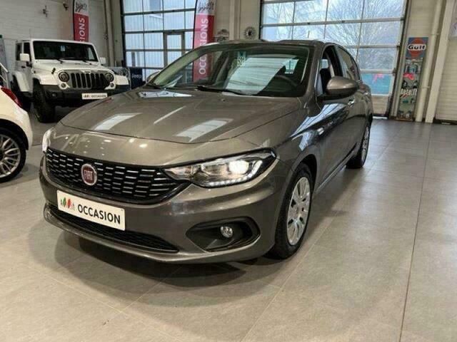 Zwart Gebruikt 2018 Fiat Tipo Sedan | € 12.900 - Afbeelding 1/4