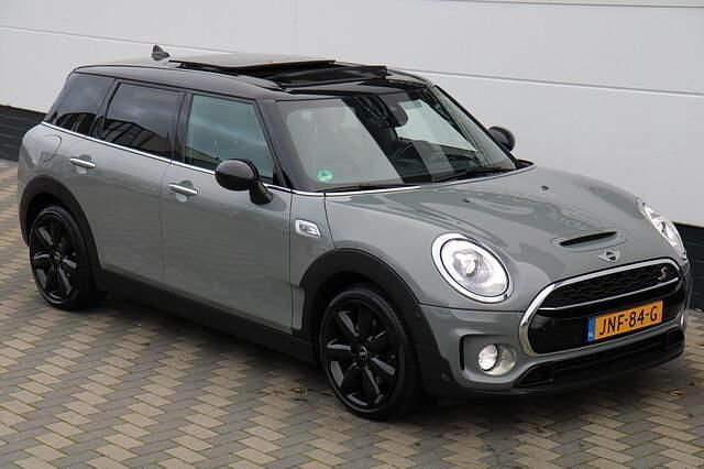 Occasion Mini Cooper Clubman Business 192 PK (141 kW) 2017 Grijs Stationwagen
