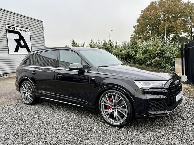 Zwart Gebruikt 2021 Audi Q7 S-Line SUV | € 49.950 (Goede deal) - Afbeelding 1/4