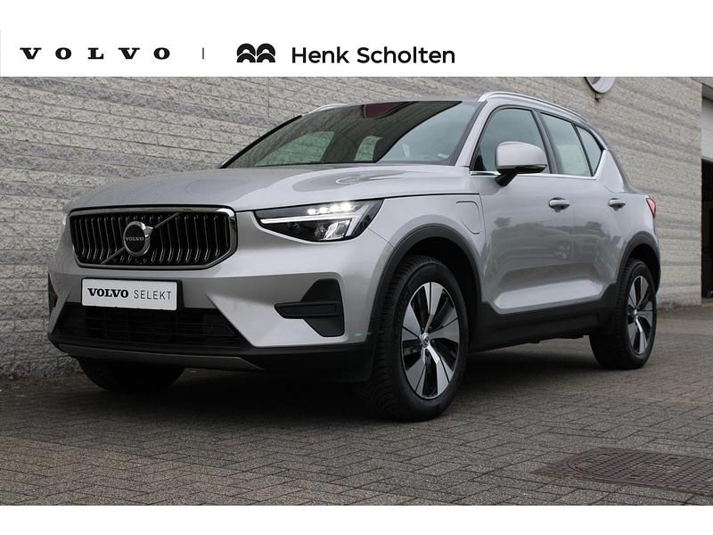 Grijs Gebruikt 2023 Volvo XC40 Core SUV | € 38.950 (Iets duurder) - Afbeelding 1/3