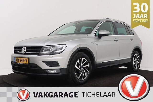 Grijs Gebruikt 2018 VW Tiguan Highline SUV | € 20.399 (Super prijs) - Afbeelding 1/3