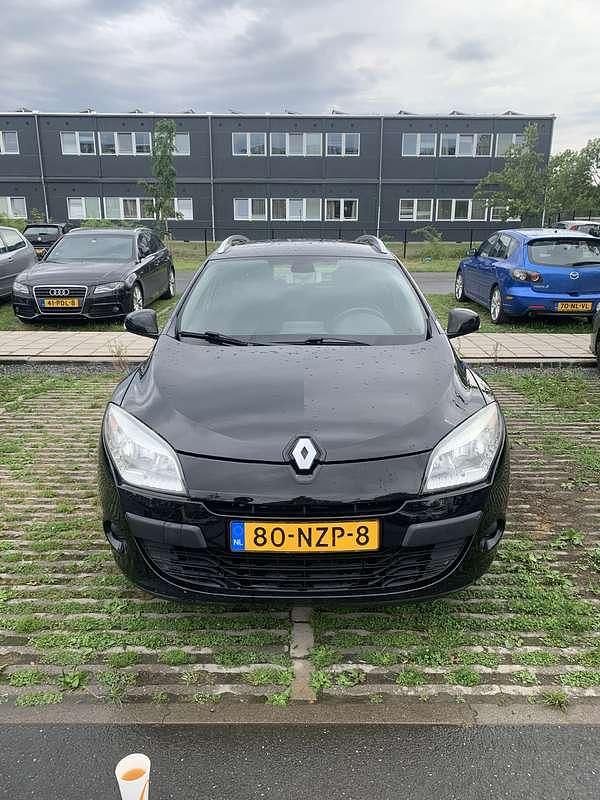 Gebruikt 2011 Renault Mégane GrandTour Expression Stationwagen | € 3.950 (Eerlijke prijs) - Afbeelding 1/4