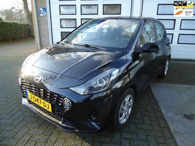 Zwart Gebruikt 2020 Hyundai i10 Premium Hatchback | € 9.690 (Goede deal) - Afbeelding 1/4
