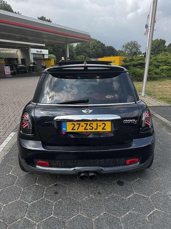 Zwart Gebruikt 2008 Mini Cooper S Hatchback | € 4.400 (Eerlijke prijs) - Afbeelding 1/4