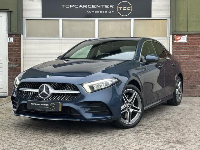 Occasion Mercedes A250 AMG 160 PK (117 kW) 2020 Blauw Sedan