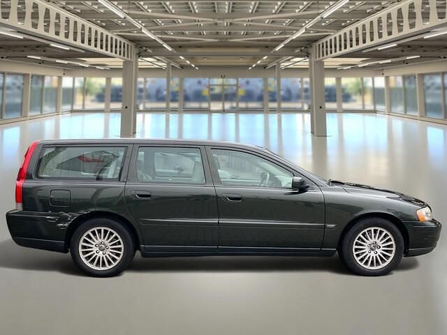 Occasion Volvo V70 Momentum 170 PK (125 kW) 2005 Groen Stationwagen