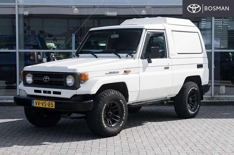 Wit Gebruikt 1998 Toyota Land Cruiser SUV | € 24.950 (Goede deal) - Afbeelding 1/4