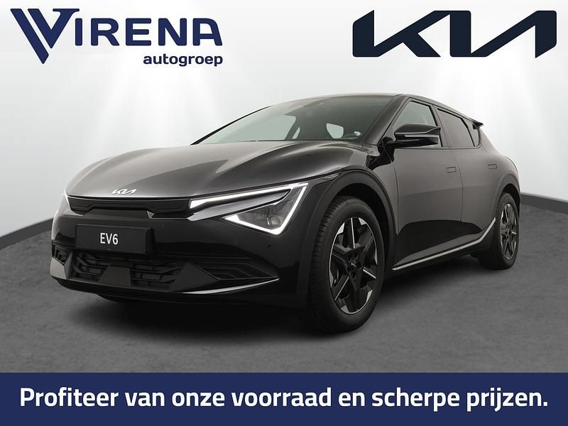 Zwart Occasion 2025 Kia EV6 Light SUV | € 39.950 (Eerlijke prijs) - Afbeelding 1/3