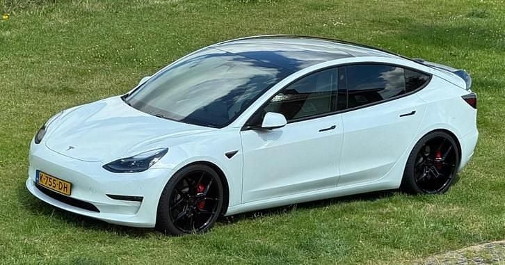 Gebruikt 2020 Tesla Model 3 Performance Sedan | € 29.500 (Eerlijke prijs) - Afbeelding 1/4