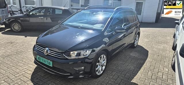 Zwart, metallic lak Gebruikt 2017 VW Golf Sportsvan Highline MPV | € 13.250 (Eerlijke prijs) - Afbeelding 1/4