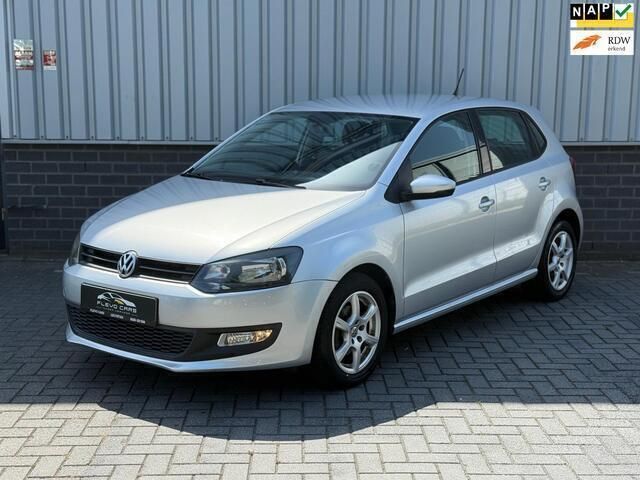 Grijs Gebruikt 2011 VW Polo Highline Hatchback | € 6.649 (Eerlijke prijs) - Afbeelding 1/4