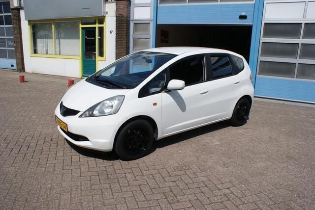 Wit Gebruikt 2011 Honda Jazz Cool Hatchback | € 4.950 (Goede deal) - Afbeelding 1/4