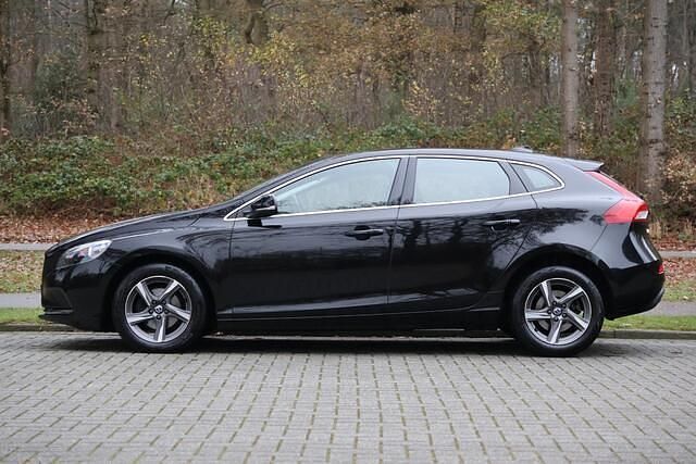 Occasion Volvo V40 Business Edition 120 PK (88 kW) 2015 Zwart Hatchback
