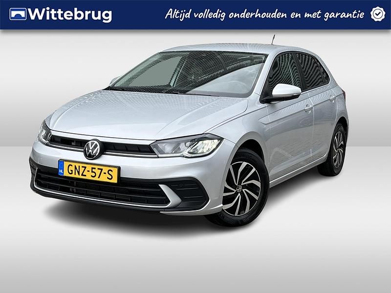 Grijs Gebruikt 2024 VW Polo Edition Hatchback | € 24.950 (Eerlijke prijs) - Afbeelding 1/2
