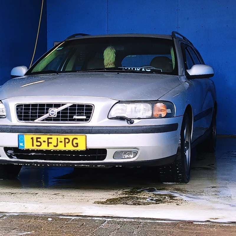 Grijs Gebruikt 2000 Volvo V70 Comfort Stationwagen | € 2.750 (Super prijs) - Afbeelding 1/3