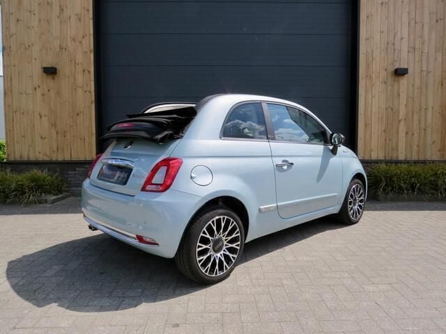 Blauw Occasion 2022 Fiat 500C Dolcevita Cabriolet | € 17.950 (Iets duurder) - Afbeelding 1/4