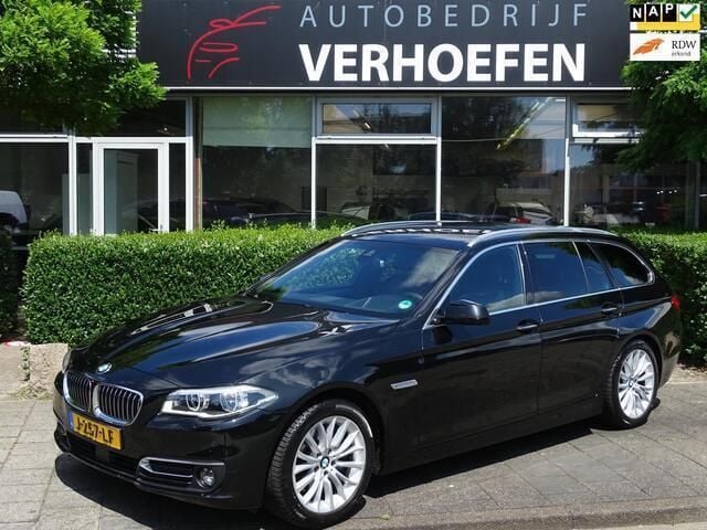 Zwart, metallic lak Gebruikt 2017 BMW 530 M Sport Stationwagen | € 23.950 (Super prijs) - Afbeelding 1/4