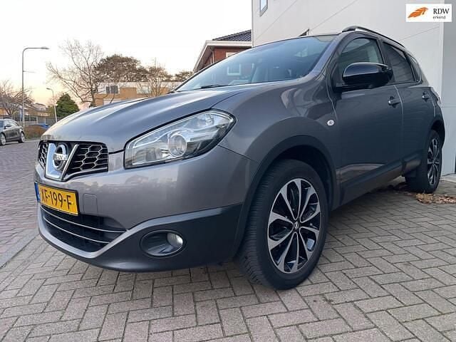 Grijs Gebruikt 2013 Nissan Qashqai 360º SUV | € 8.750 (Goede deal) - Afbeelding 1/4