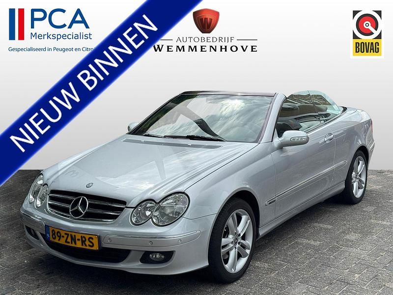 Grijs Gebruikt 2008 Mercedes CLK200 Avantgarde Cabriolet | € 13.845 (Duur) - Afbeelding 1/4