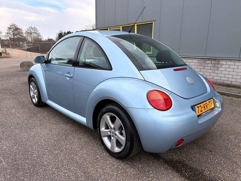 Occasion VW New Beetle Highline 102 PK (75 kW) 2005 Blauw (metallic) Hatchback