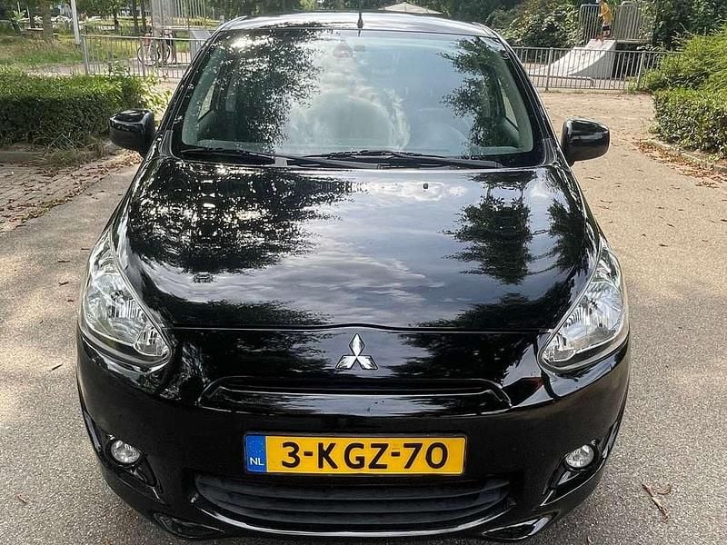 Zwart Gebruikt 2013 Mitsubishi Space Star Intense+ Hatchback | € 5.950 (Eerlijke prijs) - Afbeelding 1/4