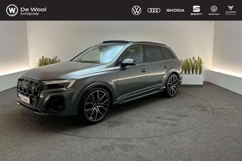 Grijs Gebruikt 2024 Audi Q7 Proline SUV | € 104.900 - Afbeelding 1/3