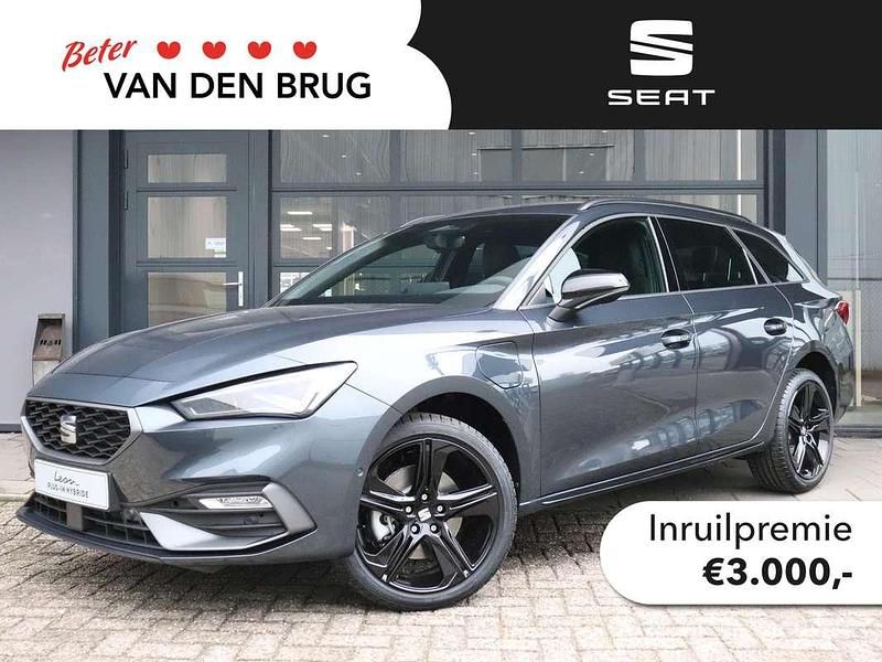 Grijs Nieuw 2025 Seat Leon Business Stationwagen | € 40.400 (Eerlijke prijs) - Afbeelding 1/4