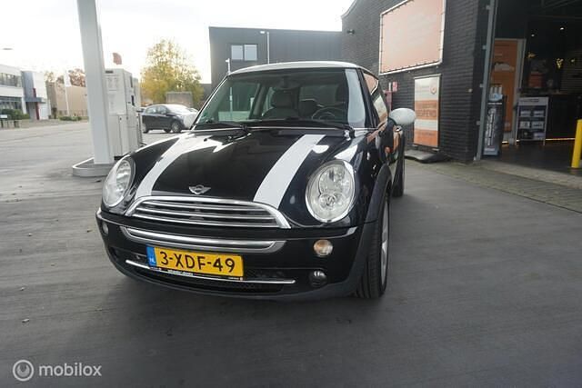 Occasion Mini Cooper Pepper 116 PK (85 kW) 2004 Zwart Hatchback
