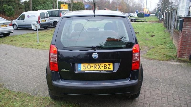 Occasion Fiat Idea 95 PK (69 kW) 2005 Zwart MPV