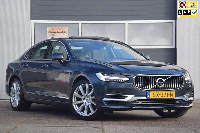 Blauw Gebruikt 2018 Volvo S90 Inscription Sedan | € 32.950 - Afbeelding 1/4