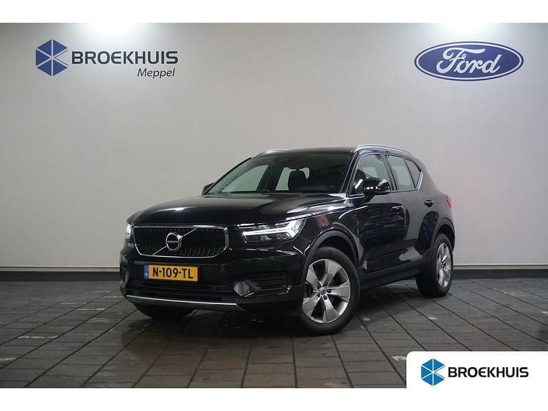 Zwart Occasion 2022 Volvo XC40 Business Edition SUV | € 27.750 (Super prijs) - Afbeelding 1/4