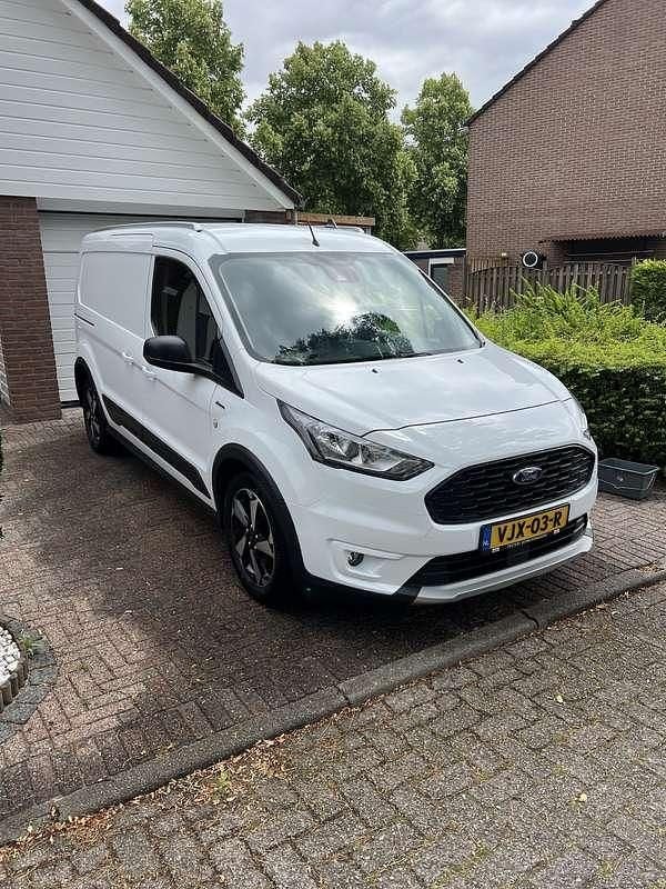 Gebruikt 2021 Ford Tourneo Active Stationwagen | € 16.500 - Afbeelding 1/4