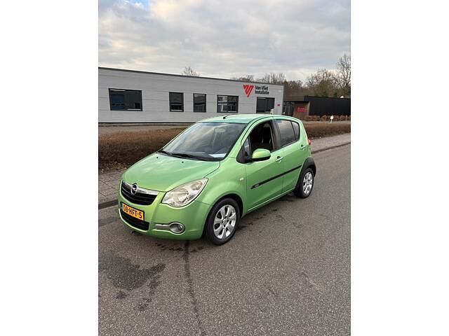 Groen Gebruikt 2008 Opel Agila Enjoy Hatchback | € 1.499 - Afbeelding 1/4
