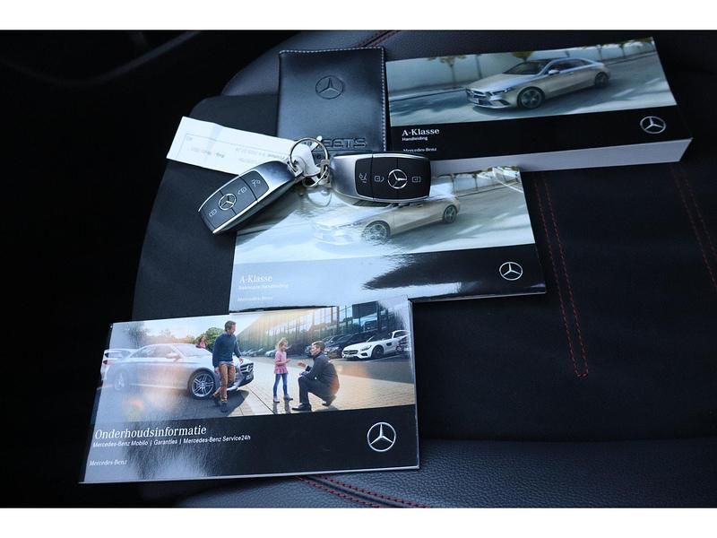 Occasion Mercedes A200 Business 165 PK (121 kW) 2021 Grijs Sedan