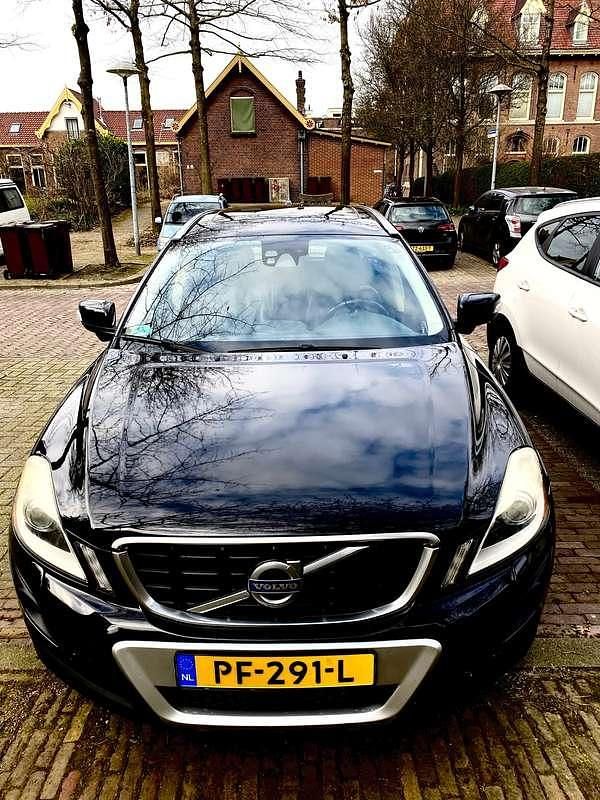 Zwart Gebruikt 2008 Volvo XC60 Summum SUV | € 9.950 (Super prijs) - Afbeelding 1/4