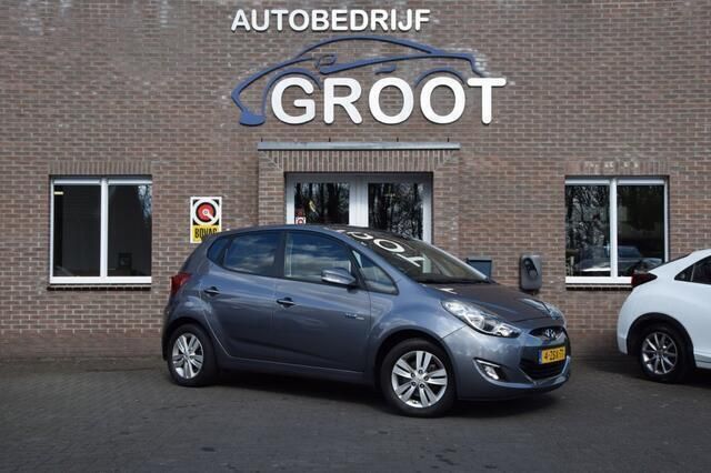Grijs Gebruikt 2015 Hyundai ix20 GO! MPV | € 10.750 (Eerlijke prijs) - Afbeelding 1/4