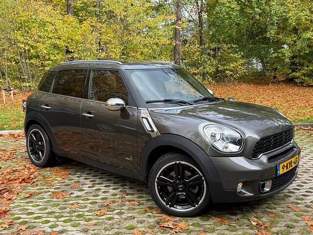 Grijs Occasion 2012 Mini Cooper SD Countryman Chili SUV | € 11.950 - Afbeelding 1/4