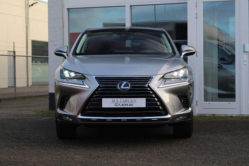Occasion Lexus NX300h President Line 2021 Grijs (metallic) SUV
