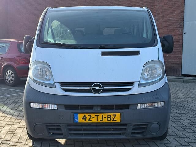Occasion Opel Vivaro 135 PK (99 kW) 2006 Wit MPV