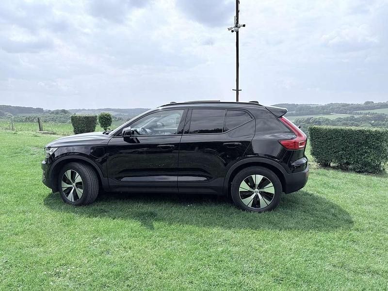 Zwart Occasion 2020 Volvo XC40 R-Design SUV | € 27.500 (Eerlijke prijs) - Afbeelding 1/4