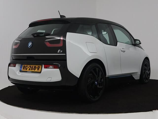 Wit (metallic) Gebruikt 2017 BMW i3 Basis Hatchback | € 14.245 (Eerlijke prijs) - Afbeelding 1/4