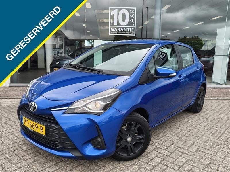 Blauw Gebruikt 2017 Toyota Yaris Hatchback | € 13.900 (Eerlijke prijs) - Afbeelding 1/4