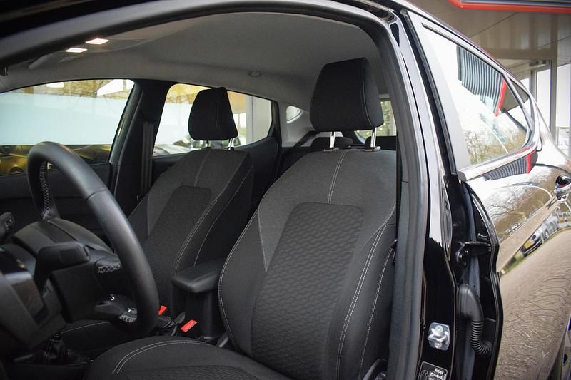 Occasion Ford Fiesta Titanium 2023 Zwart Hatchback